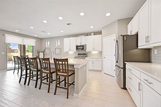 4730 Viento Del Norte, Santa Fe, NM 87507