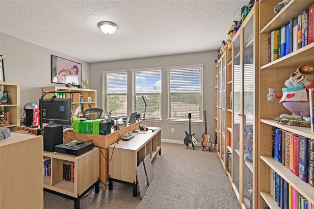 4730 Viento Del Norte, Santa Fe, NM 87507
