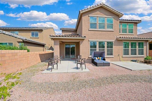 4730 Viento Del Norte, Santa Fe, NM 87507