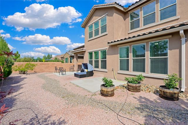 4730 Viento Del Norte, Santa Fe, NM 87507