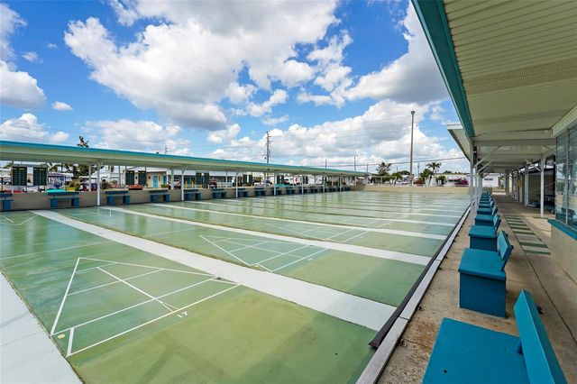 6624 MARINA DRIVE, Bradenton, FL 34207