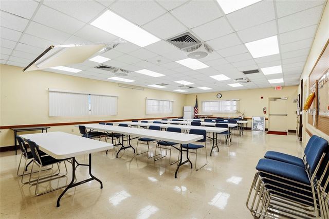 6624 MARINA DRIVE, Bradenton, FL 34207