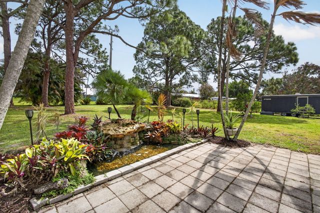 5589 SE Paramount Drive, Stuart, FL 34997
