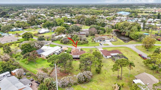 5589 SE Paramount Drive, Stuart, FL 34997