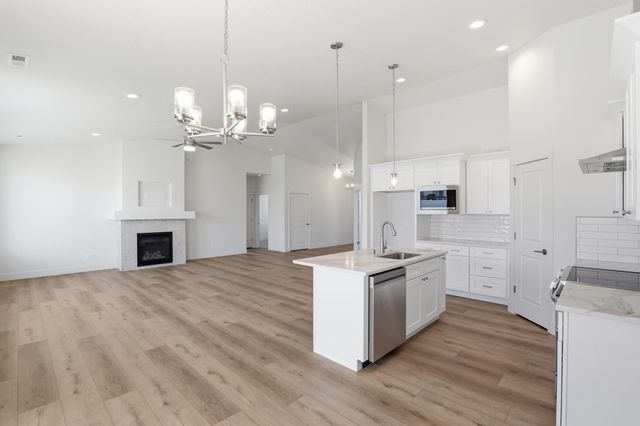 1226 N Park Ct, Deer Park, WA 99006