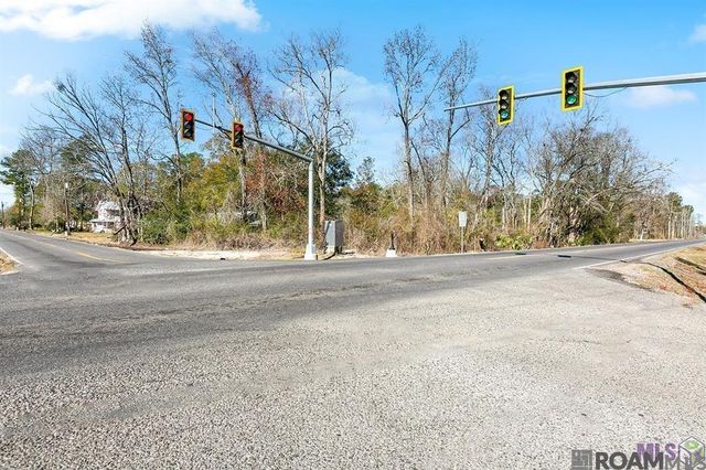 43516 La Hwy 621, Gonzales, LA 70737