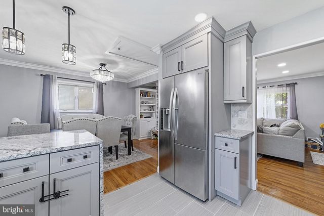 43 ROLLING LANE, Hamilton, NJ 08690