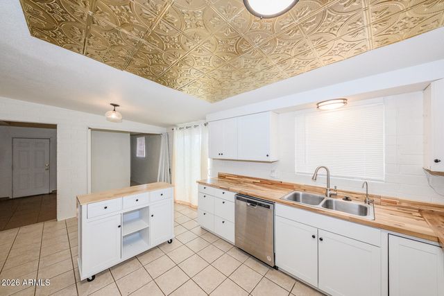 310 2ND Street, Huachuca City, AZ 85616