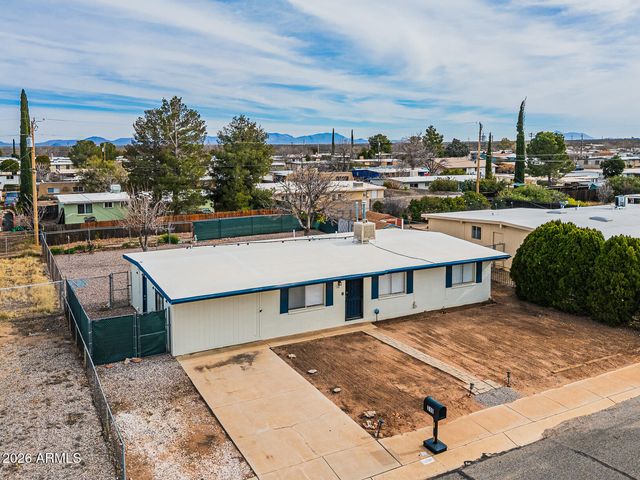 310 2ND Street, Huachuca City, AZ 85616