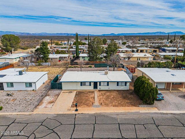 310 2ND Street, Huachuca City, AZ 85616