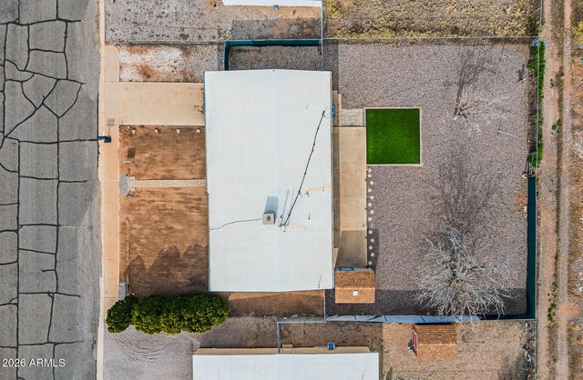 310 2ND Street, Huachuca City, AZ 85616