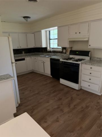 203 Hamden Lane, Mesquite, TX 75149