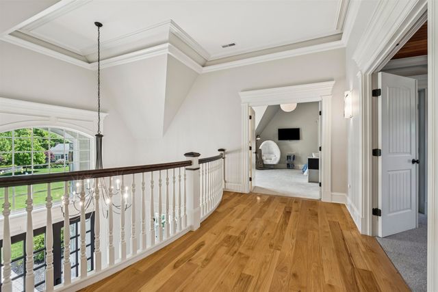 1 Willowbrook Court, Bedford, NH 03110