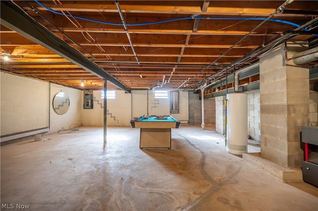 2998 Whispering Pines Drive, Canfield, OH 44406