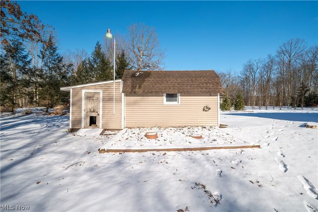 2998 Whispering Pines Drive, Canfield, OH 44406