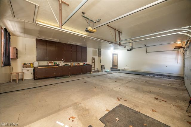 2998 Whispering Pines Drive, Canfield, OH 44406