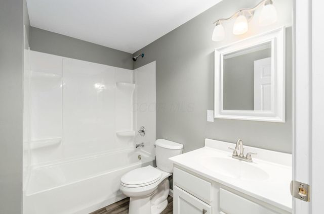 5842 Red Apple Ridge Road, Columbus, OH 43232