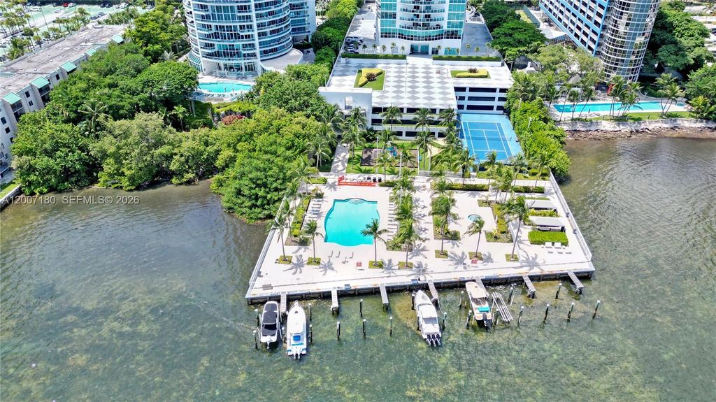 2101 Brickell Ave 2305, Miami, FL 33129