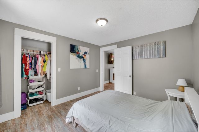415 N 1st Avenue, Winterset, IA 50273