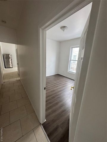 238 S 3rd Avenue, Mount Vernon, NY 10550