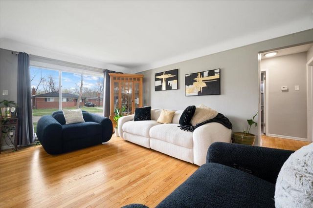 24765 Ross Drive, Redford, MI 48239