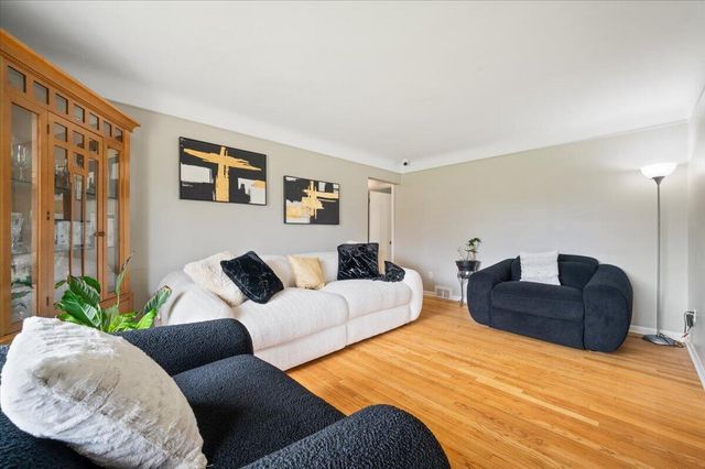 24765 Ross Drive, Redford, MI 48239