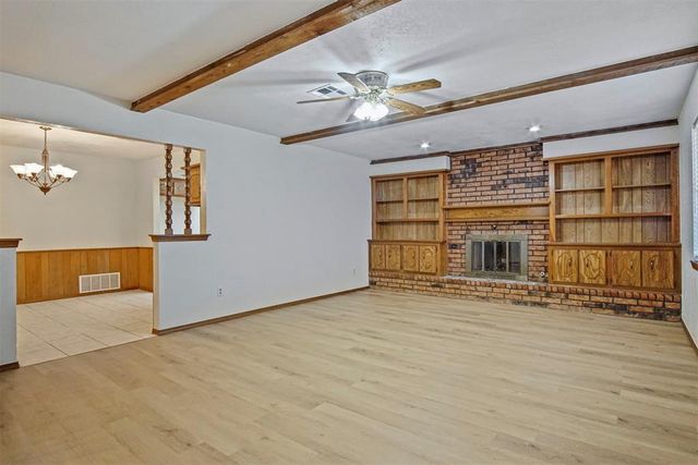 1125 N Patterson Drive, Moore, OK 73160