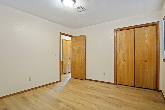 1125 N Patterson Drive, Moore, OK 73160