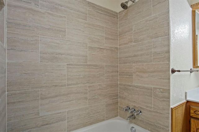 1125 N Patterson Drive, Moore, OK 73160