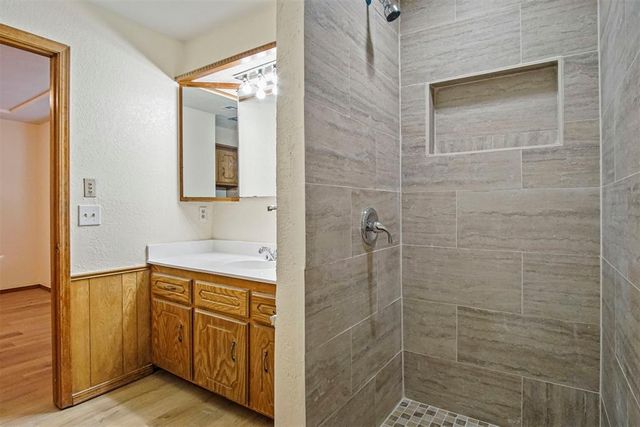 1125 N Patterson Drive, Moore, OK 73160