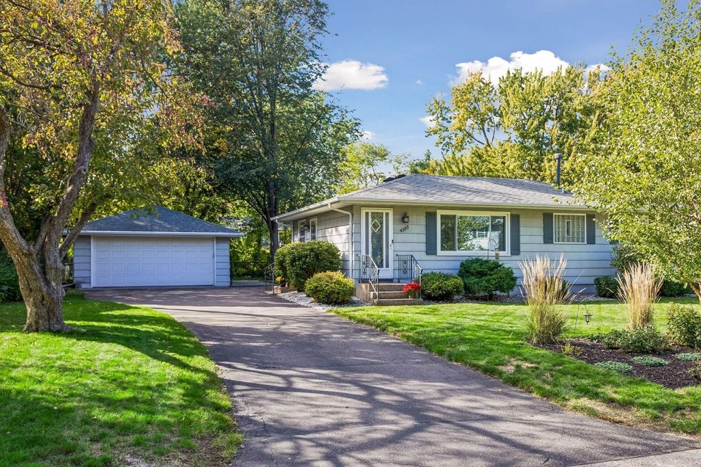 4333 Diamond Drive, Eagan, MN 55122 — photo 2