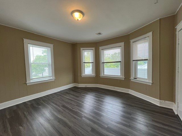 70 Oliver Street 3f, Bristol, RI 02809