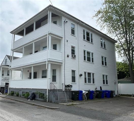 70 Oliver Street 3f, Bristol, RI 02809