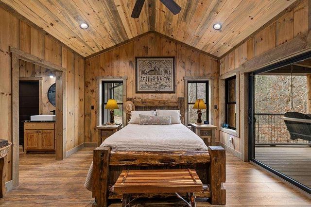 164 Water Dance Trail, Blue Ridge, GA 30513