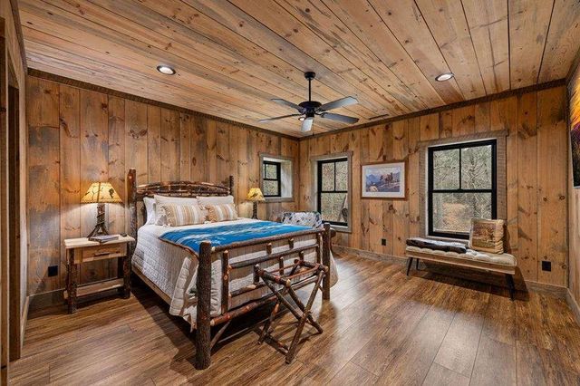 164 Water Dance Trail, Blue Ridge, GA 30513