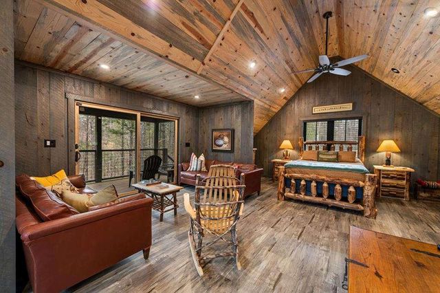 164 Water Dance Trail, Blue Ridge, GA 30513