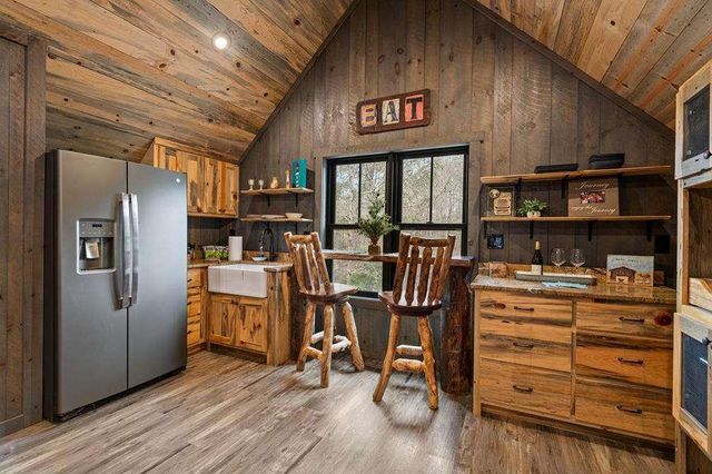 164 Water Dance Trail, Blue Ridge, GA 30513