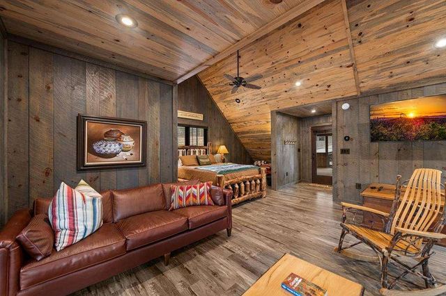 164 Water Dance Trail, Blue Ridge, GA 30513