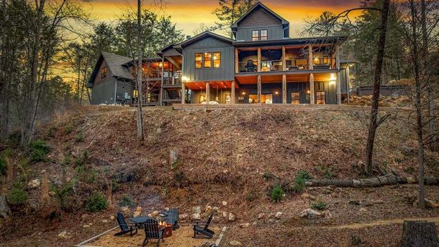 164 Water Dance Trail, Blue Ridge, GA 30513