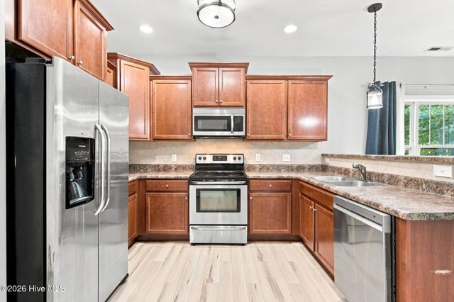 124 Katrina Street, Sneads Ferry, NC 28460