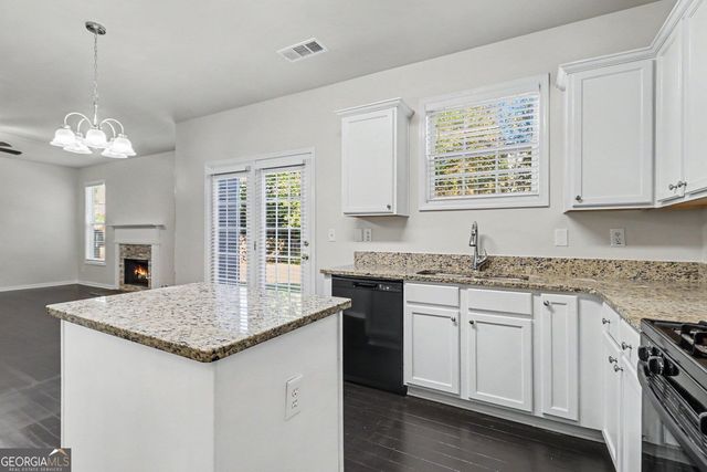 1530 Dawn Valley Trail, Cumming, GA 30040