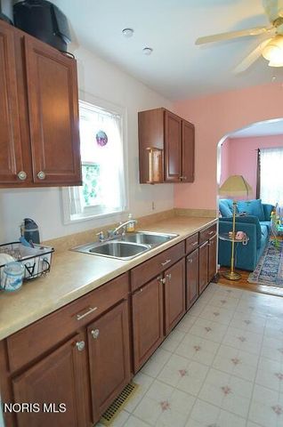 5124 Selma Street, Toledo, OH 43613
