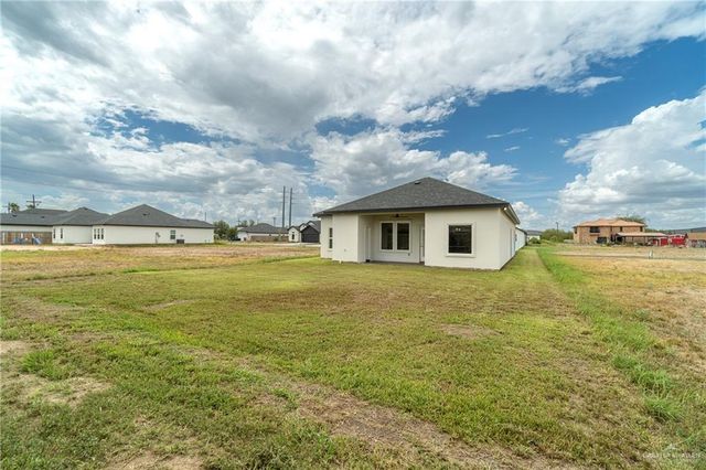 2820 N Alyna Avenue, Edinburg, TX 78541