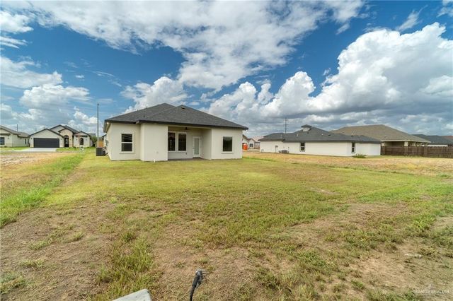2820 N Alyna Avenue, Edinburg, TX 78541