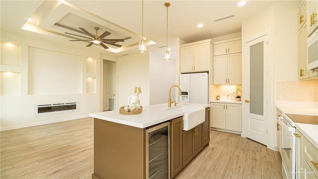 2820 N Alyna Avenue, Edinburg, TX 78541