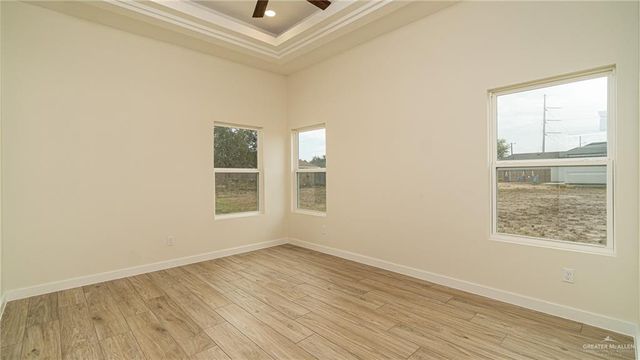 2820 N Alyna Avenue, Edinburg, TX 78541