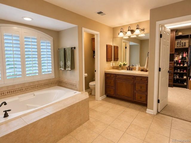 6951 Esperanza Dr, Castle Rock, CO 80108