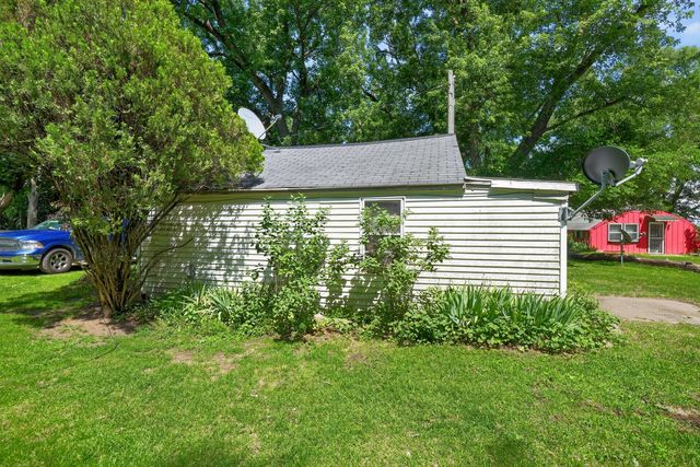 8444 W State Route 17 Route W, Kankakee, IL 60901