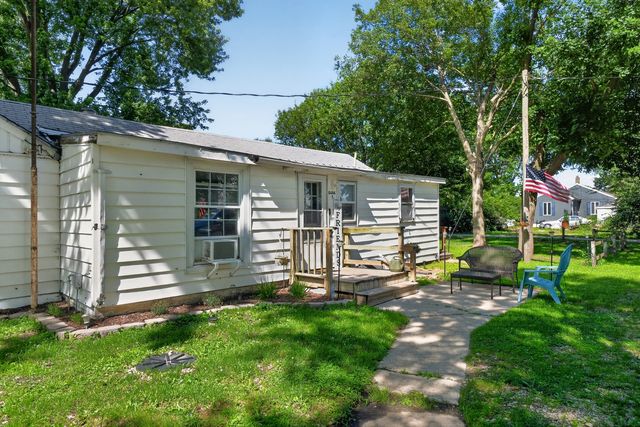 8444 W State Route 17 Route W, Kankakee, IL 60901