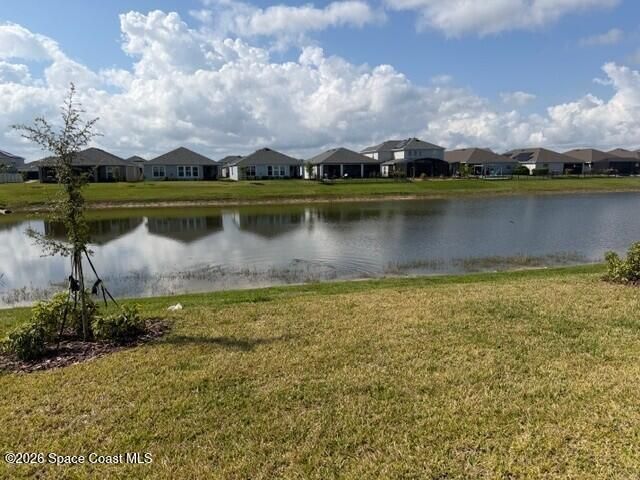 2342 Carrick Street NW, Palm Bay, FL 32907